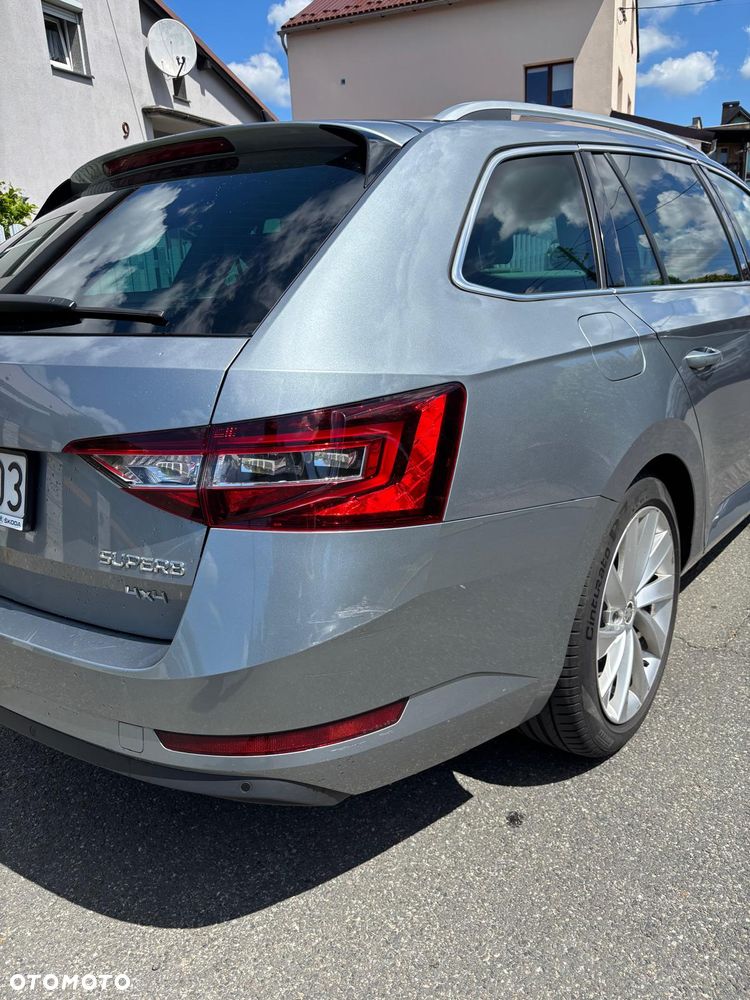 Skoda Superb 2.0 TDI 4x4 L&K DSG - 3