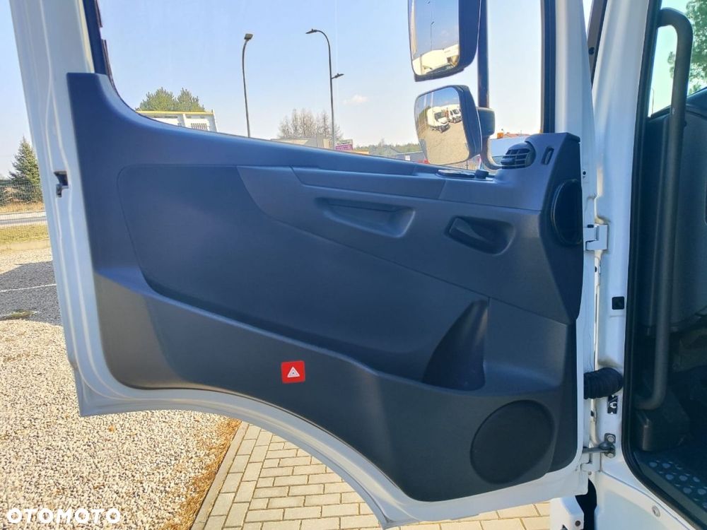 Mercedes-Benz ATEGO - 26