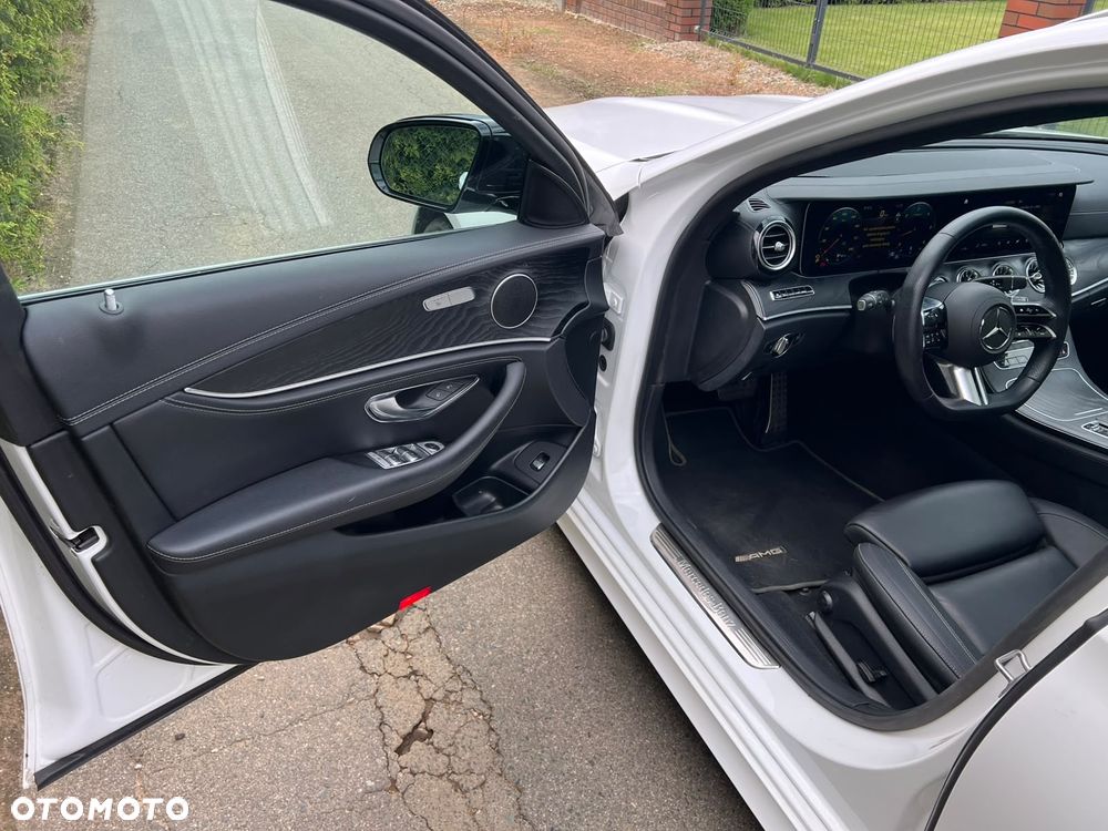 Mercedes-Benz Klasa E 400 d 4Matic 9G-TRONIC AMG Line - 8