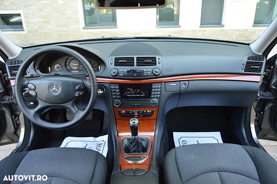 Mercedes-Benz E - 2