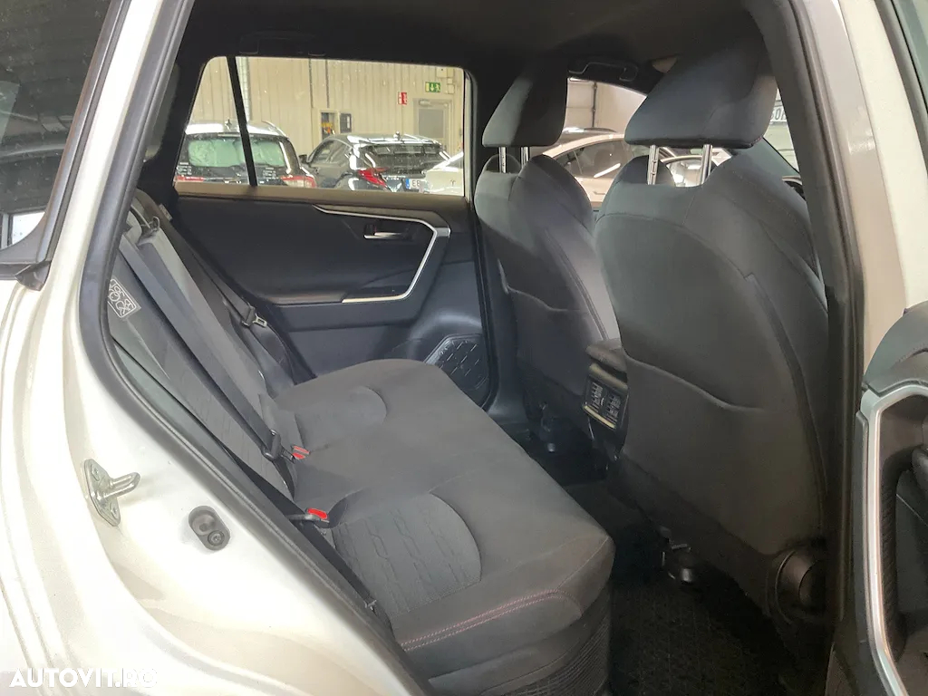 Toyota RAV4 Plug-in-Hybrid Style - 9