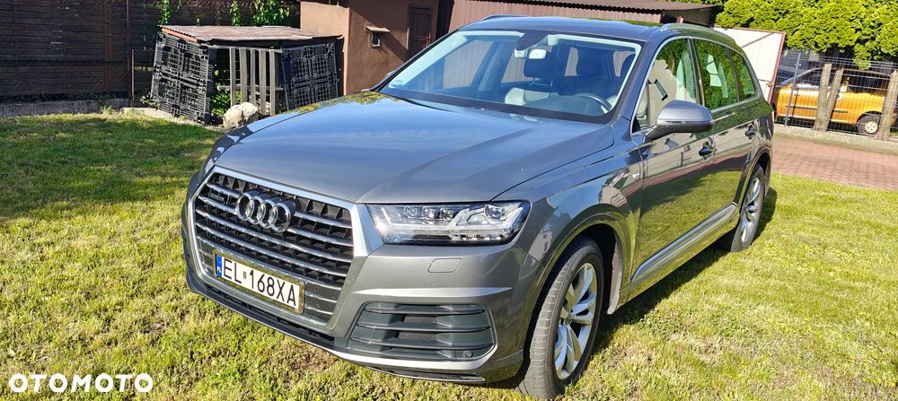 Audi Q7 - 1