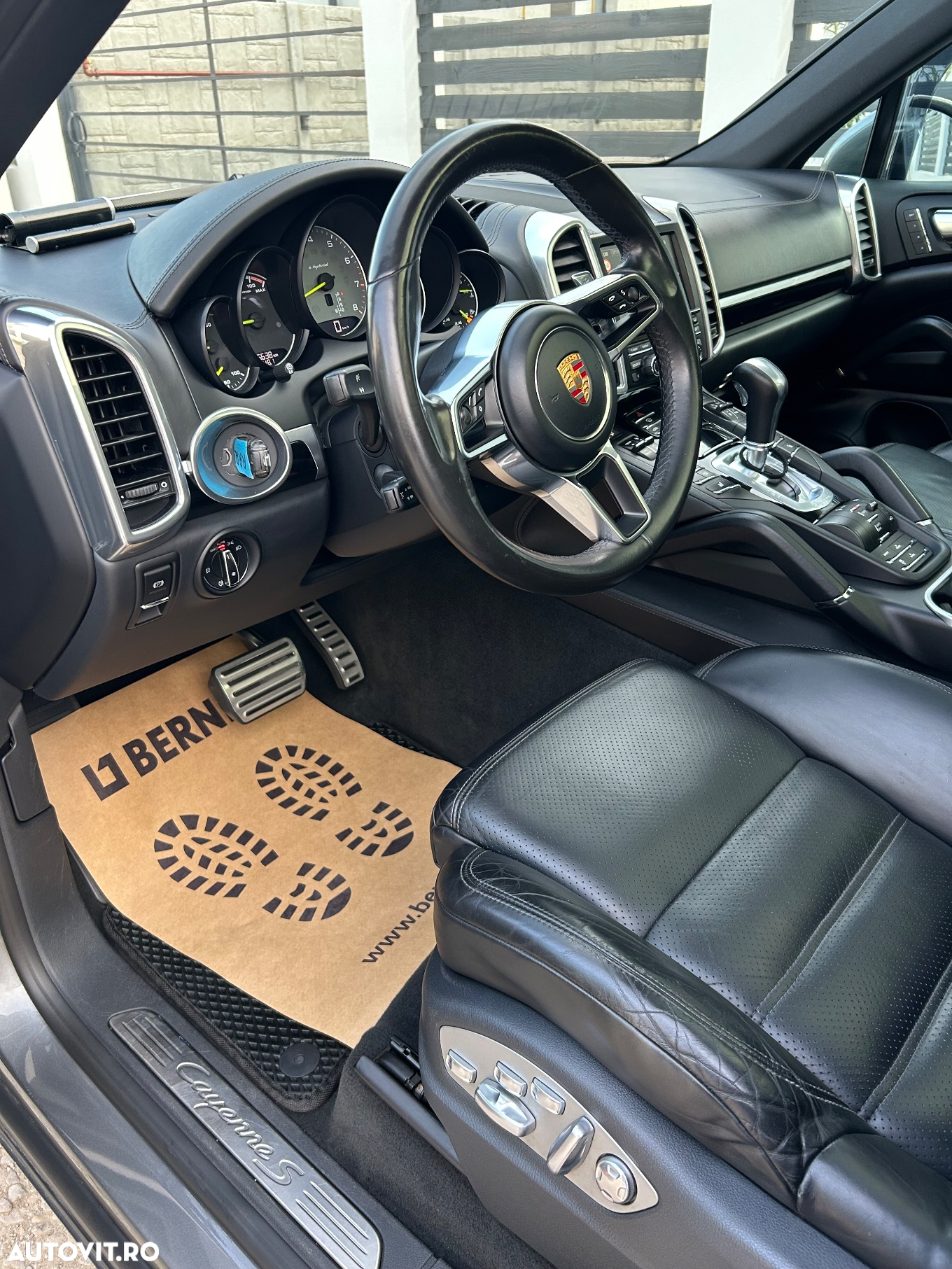 Porsche Cayenne S E-Hybrid Platinum Edition - 29