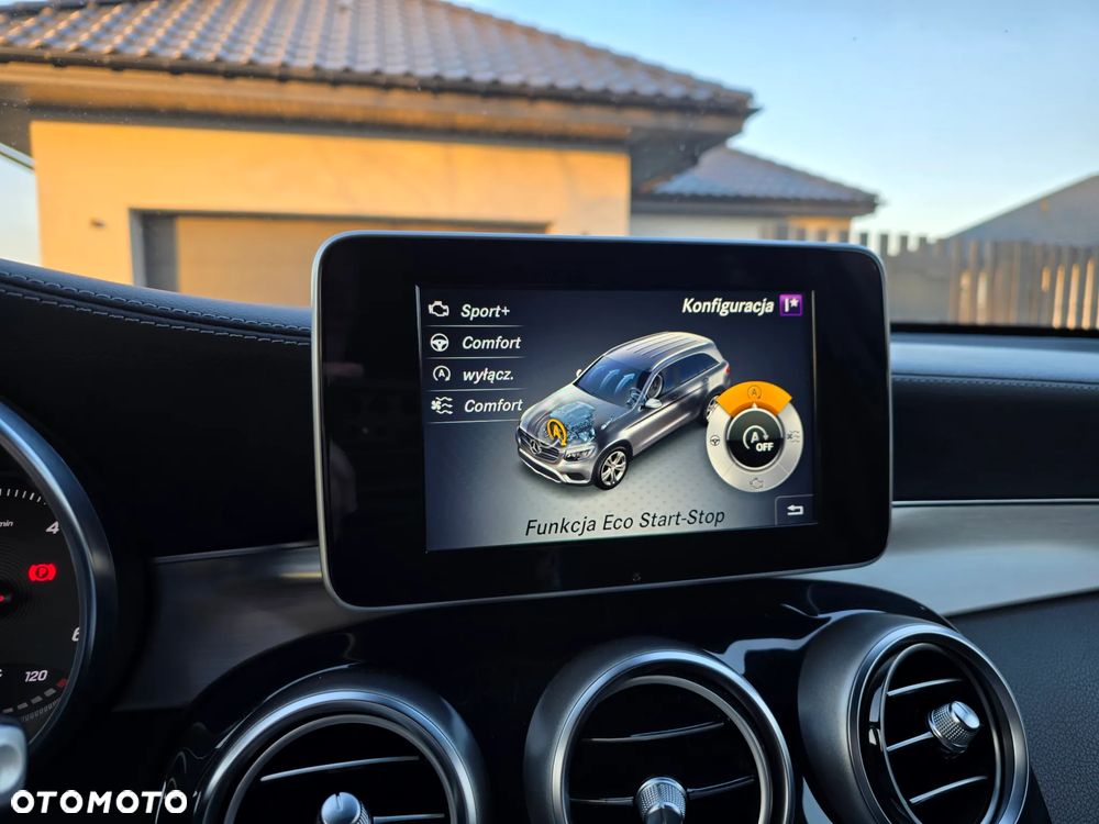 Mercedes-Benz GLC - 39