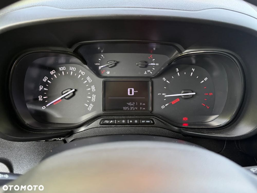 Citroën Berlingo XL 1.5 BlueHDI Feel S&S - 26
