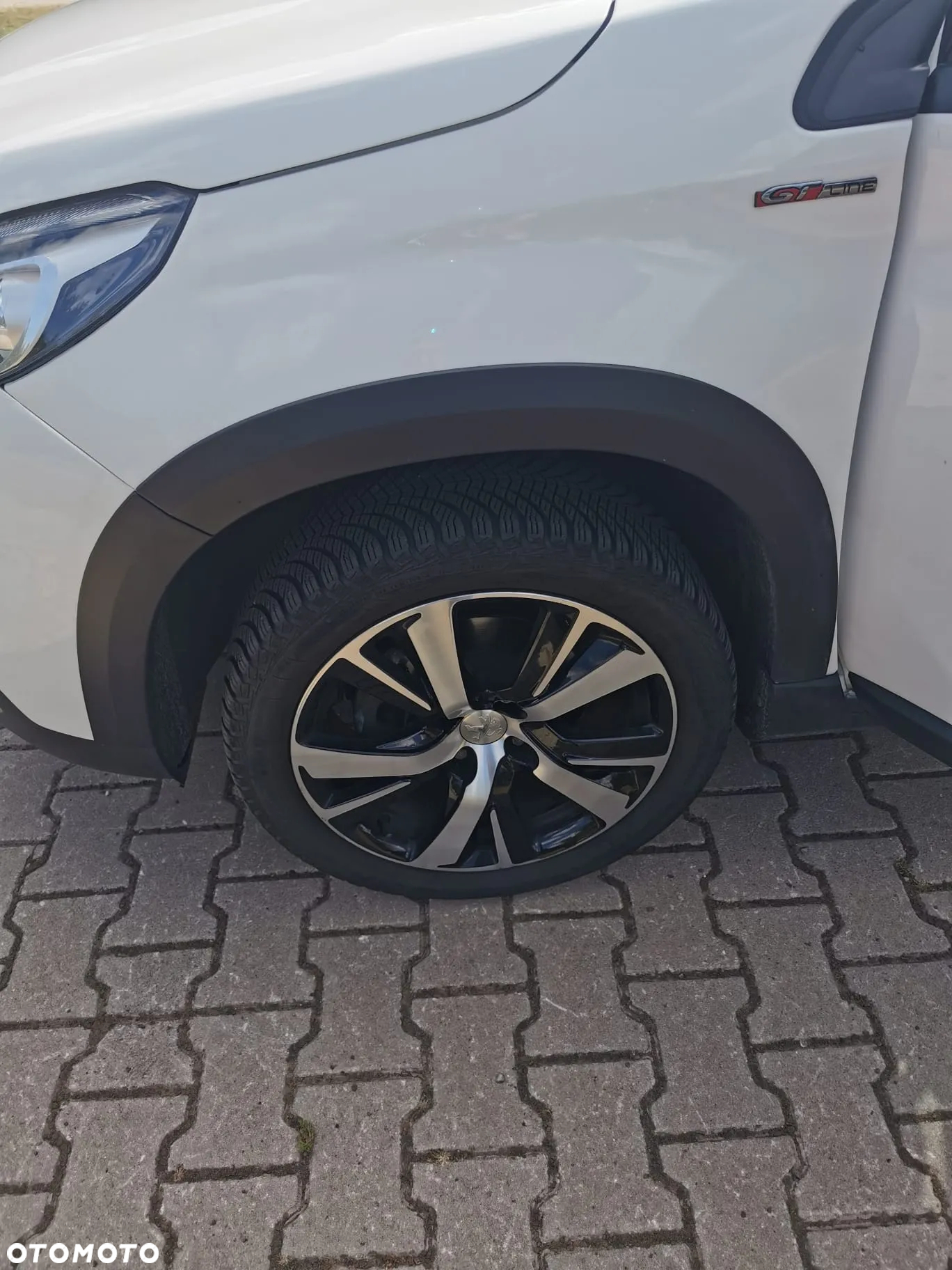 Peugeot 2008 - 10