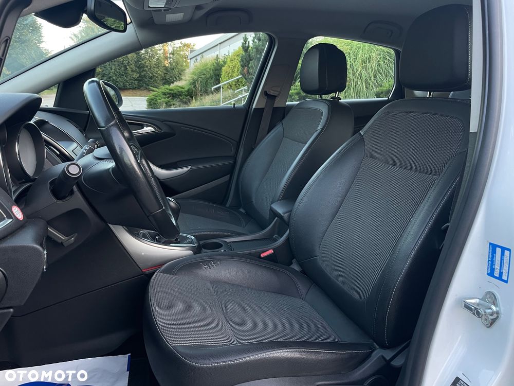 Opel Astra 1.4 Turbo Exklusiv - 5