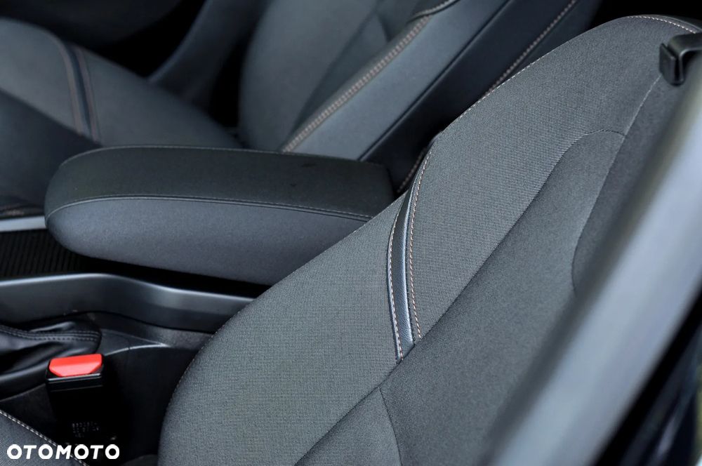 Volvo V40 D4 Geartronic You - 21