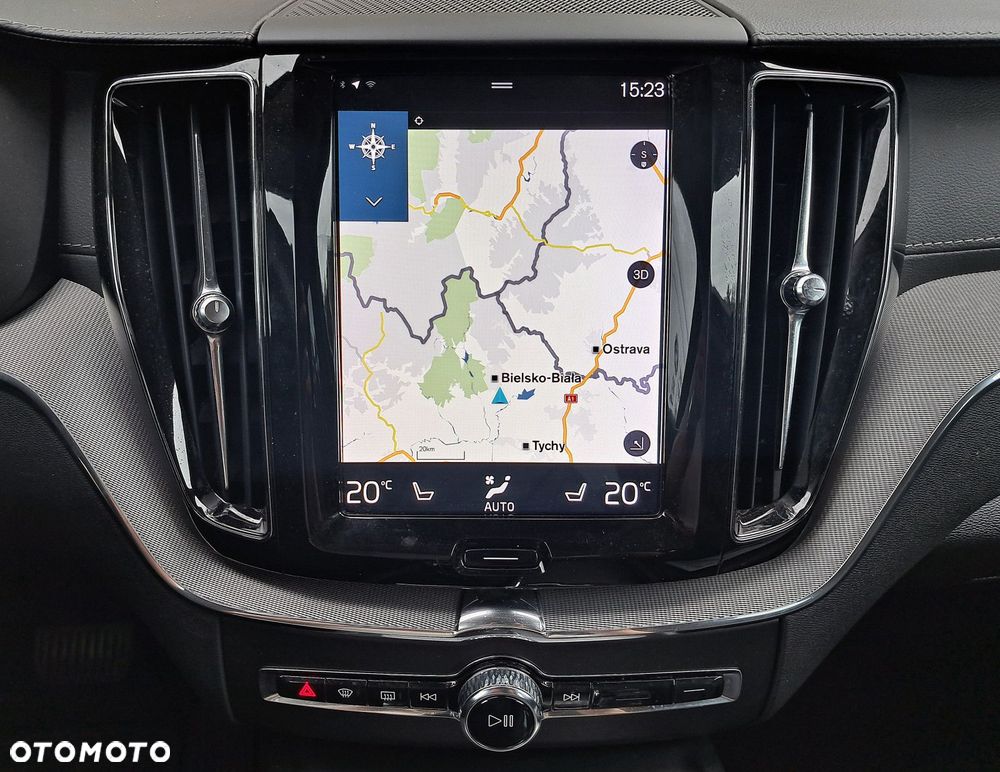 Volvo XC 60 - 22