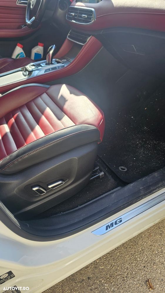 MG EHS 1.5T-GDI Luxury - 13