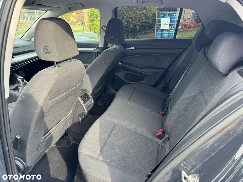 Volkswagen Golf 1.5 TSI EVO Life - 17