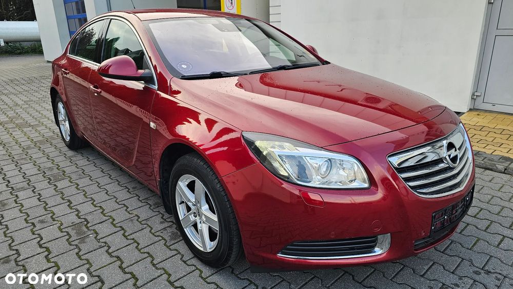 Opel Insignia 1.8 Sports Tourer Design Edition - 13