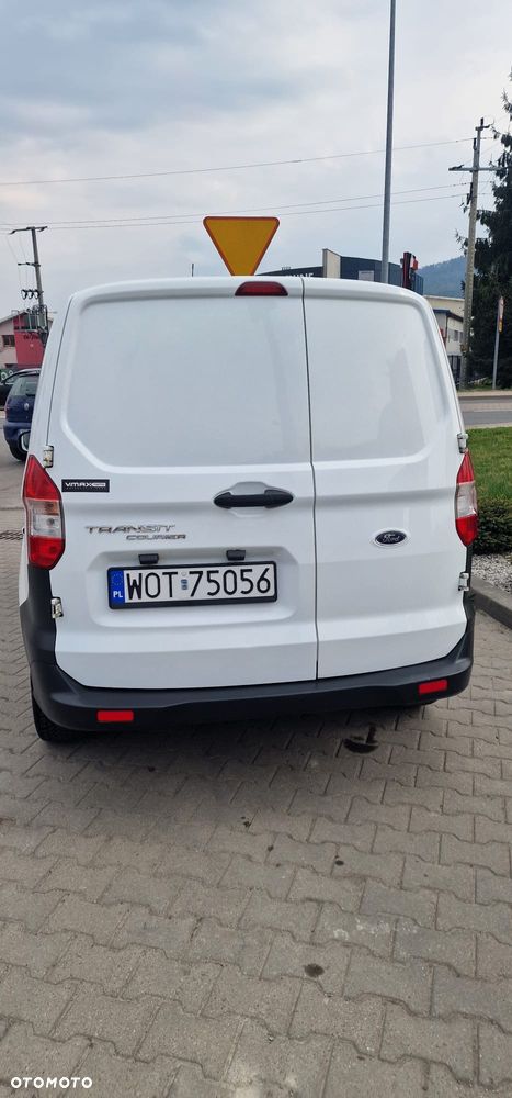 Ford Transit Courier Trend - 13