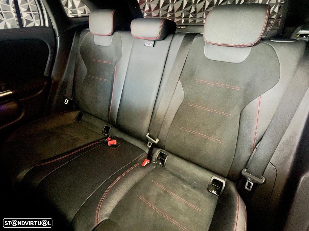 Mercedes-Benz GLA 180 d AMG Line - 49