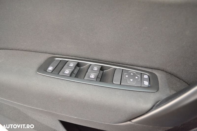 Renault Megane Blue dCi 116 Zen - 23