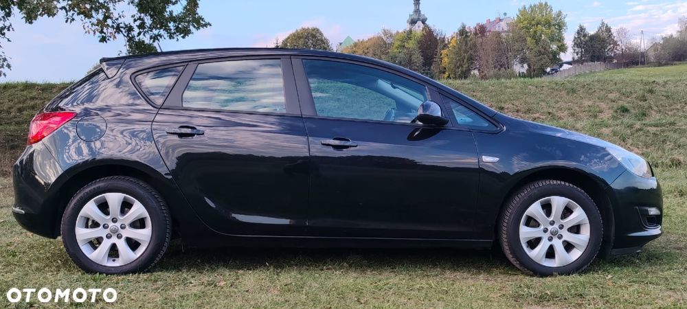 Opel Astra - 2