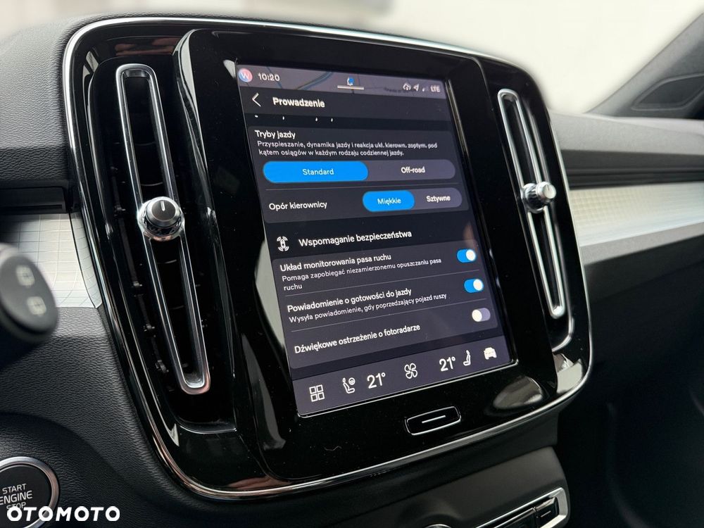 Volvo XC 40 - 24