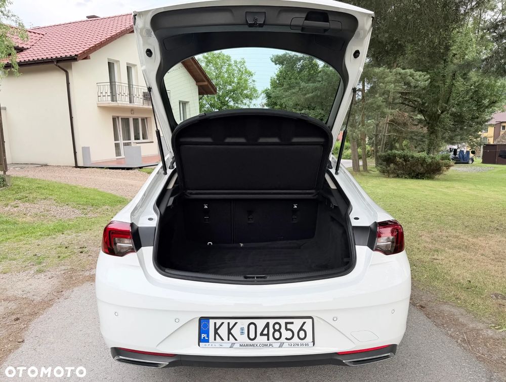 Opel Insignia 2.0 CDTI Business Elegance S&S - 32
