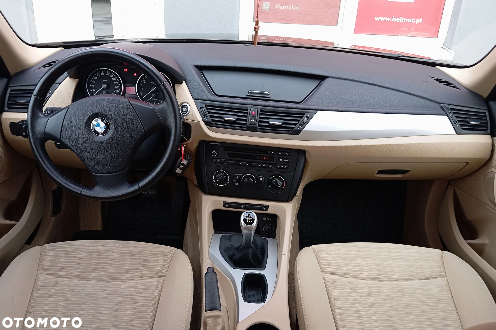 BMW X1 sDrive18i - 29