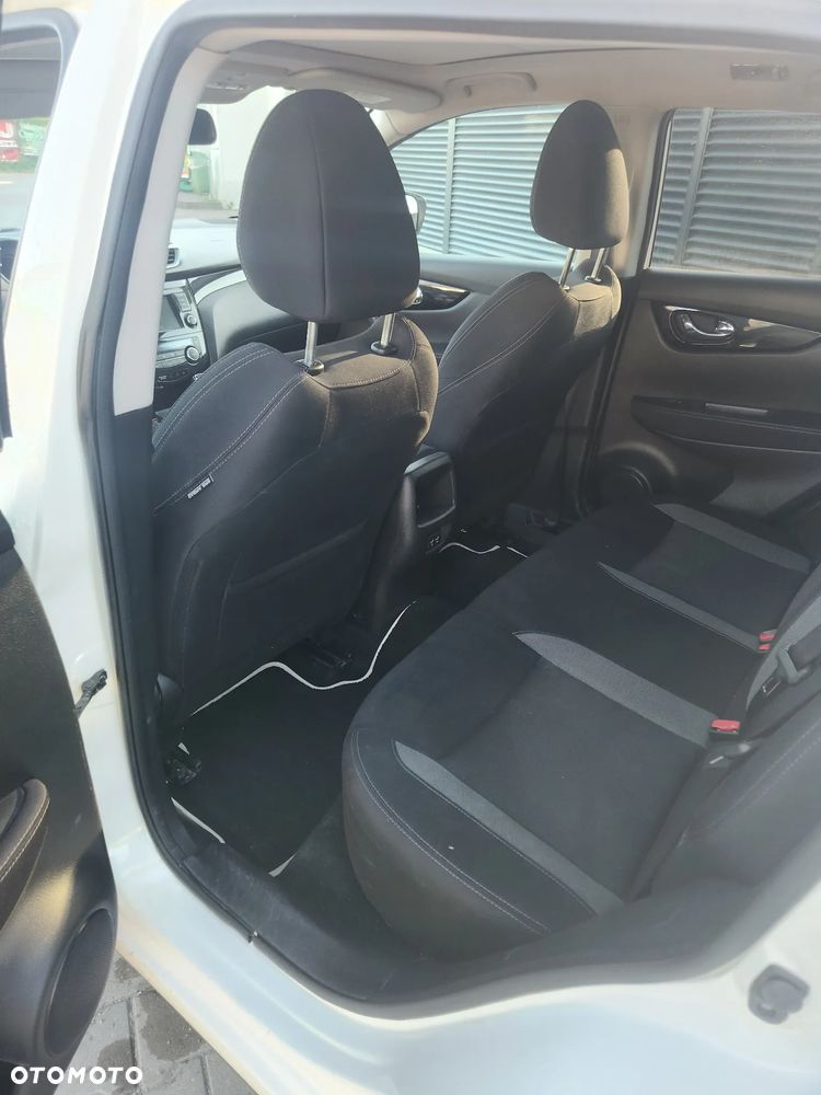 Nissan Qashqai 1.3 DIG-T ZAMA - 16