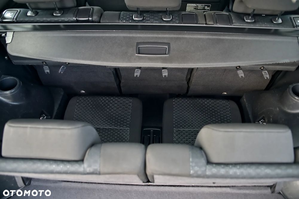 Toyota Verso 1.8 Premium 7os - 29