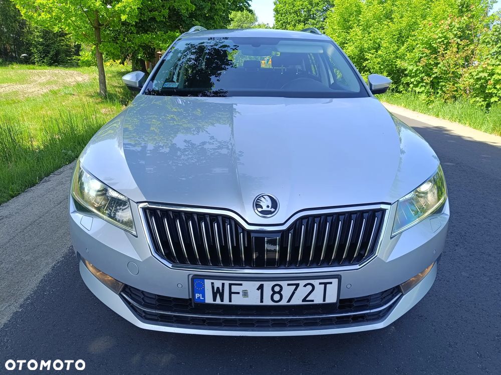 Skoda Superb 2.0 TDI Ambition - 8
