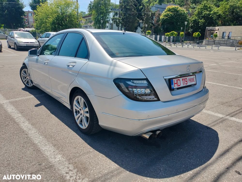Mercedes-Benz C 180 BlueEFFICIENCY Avantgarde - 5