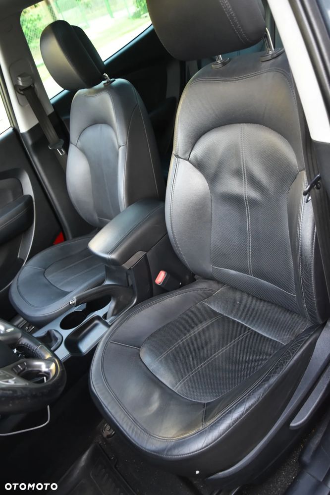 Hyundai ix35 1.7 CRDi Premium 2WD - 36