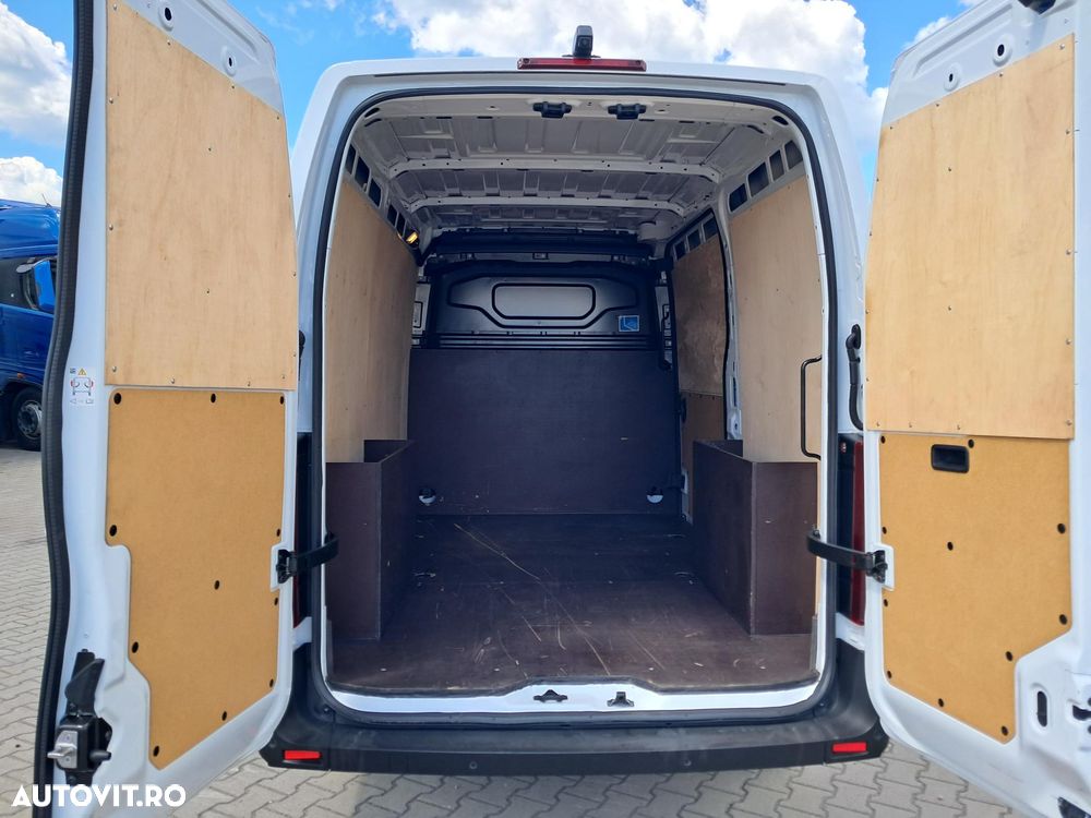 Renault MASTER FURGON L2H2 2.0D 170CP EURO 6 - 10