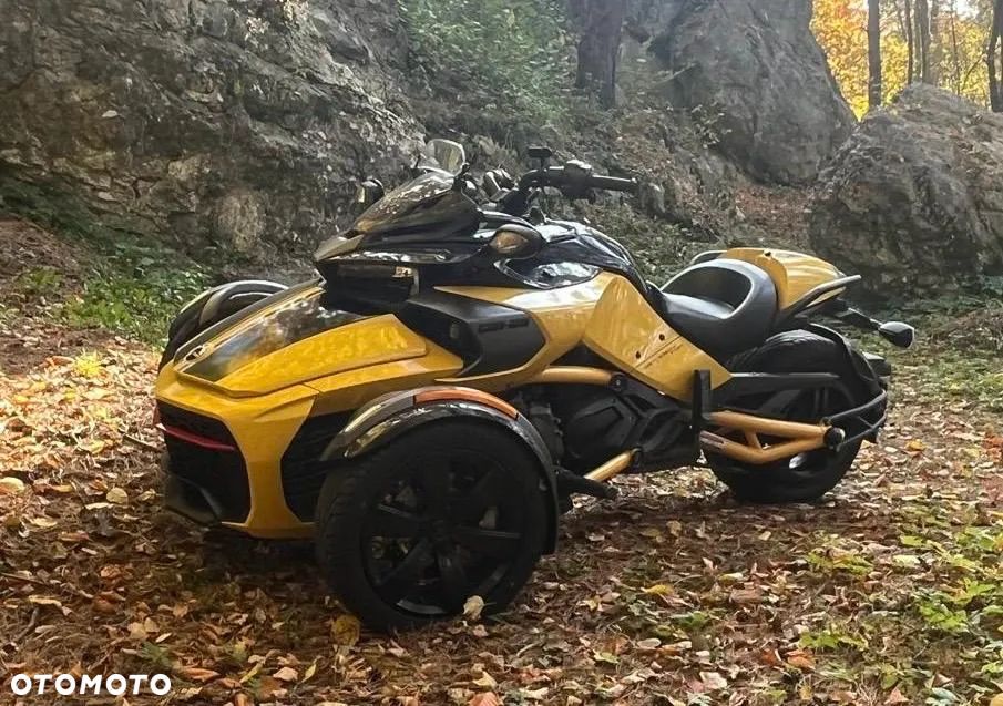 Can-Am Spyder - 5