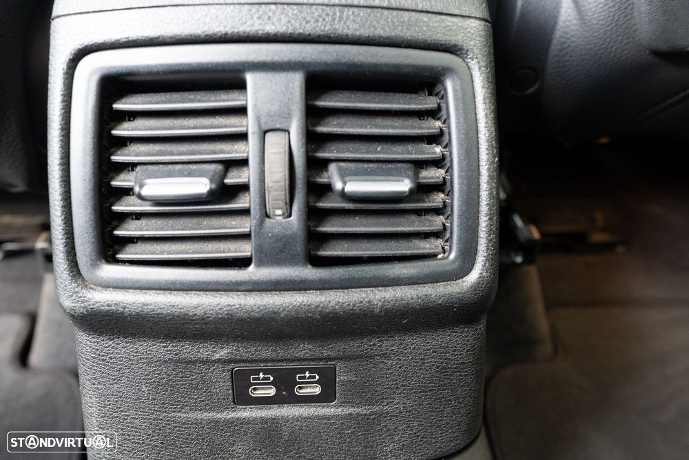 BMW X1 16 d sDrive Auto - 42