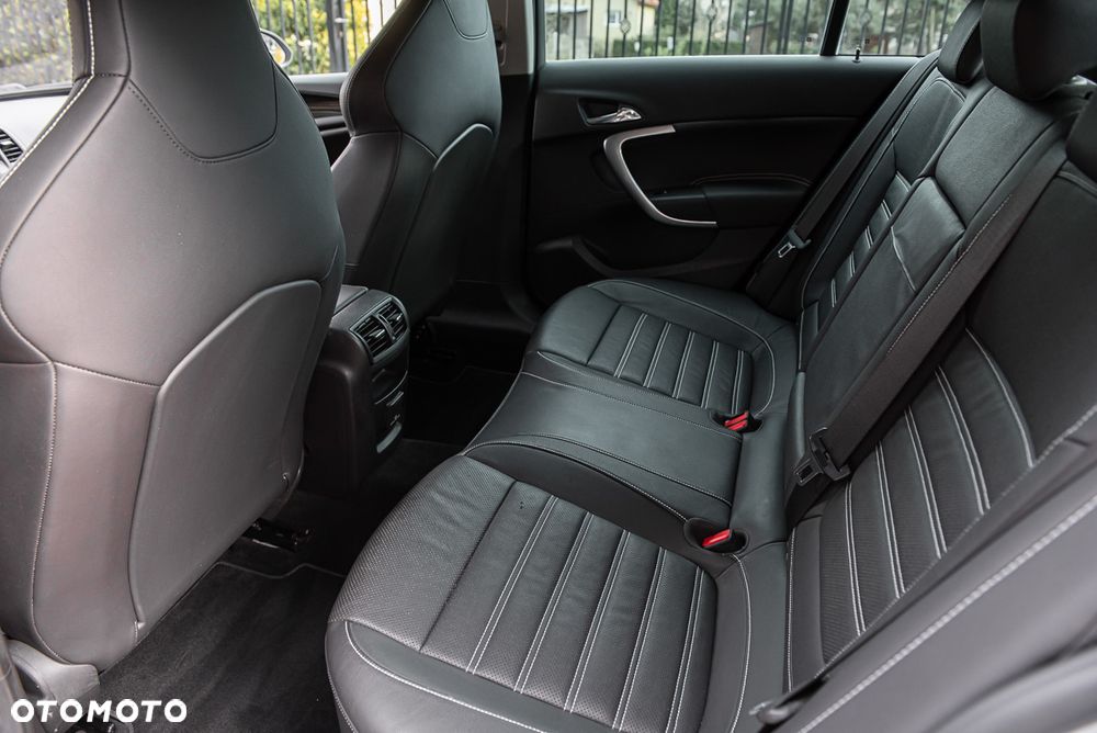 Opel Insignia 2.0 CDTI Cosmo S&S - 28