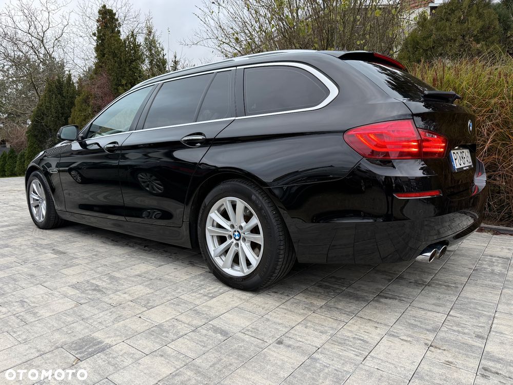 BMW Seria 5 525d xDrive - 5