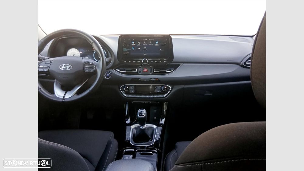 Hyundai i30 1.0 T-GDI Style Plus — fotografia 18