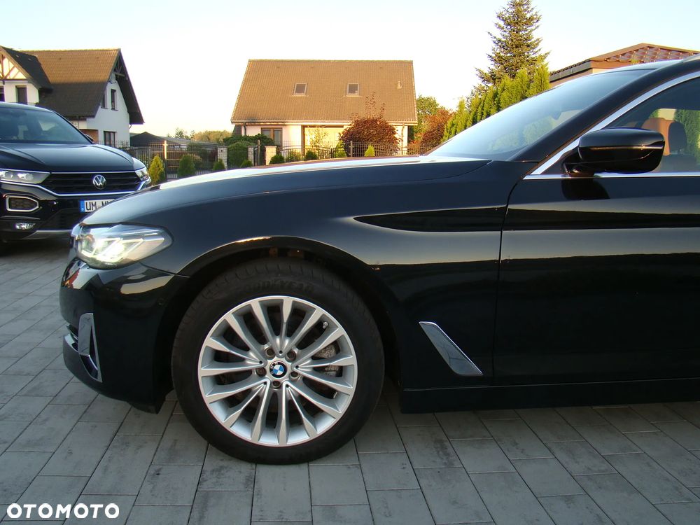 BMW Seria 5 520d xDrive mHEV Luxury Line sport - 6