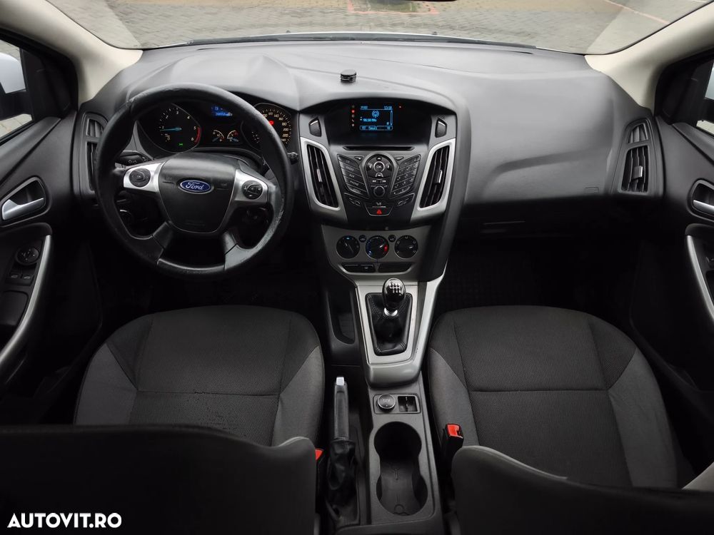 Ford Focus - 6