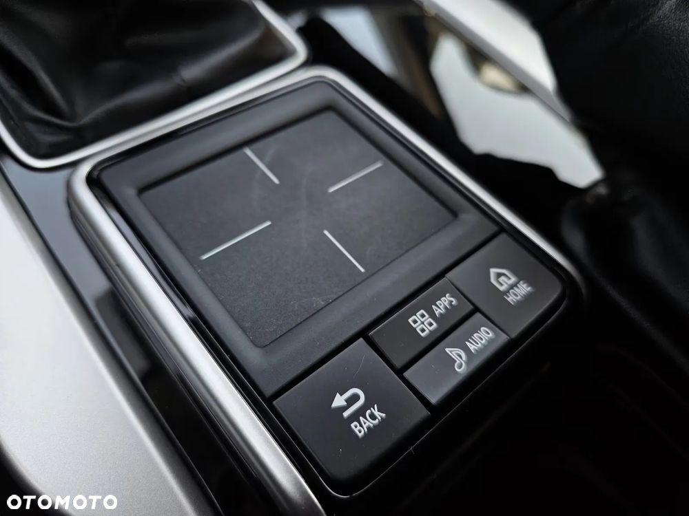 Mitsubishi Eclipse Cross - 35