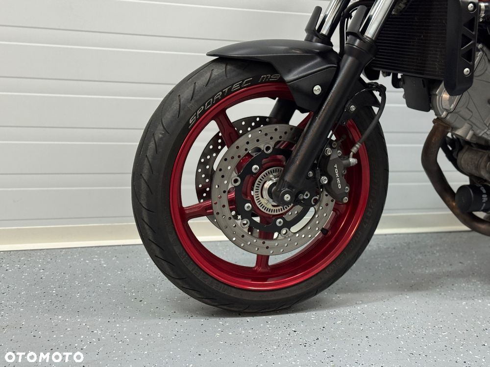 Suzuki SV - 18