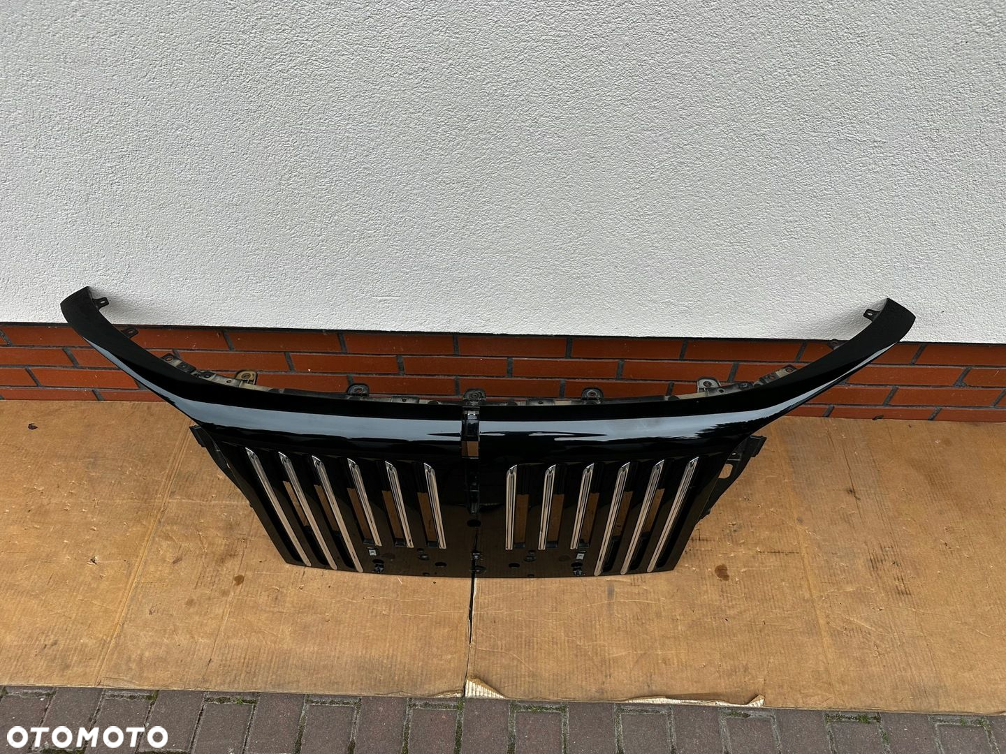 Hongqi E-HS9 2020- grill atrapa demontaz stan idealny - 4