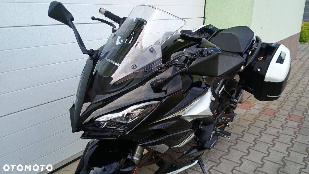 Kawasaki Ninja 1000 SX - 11