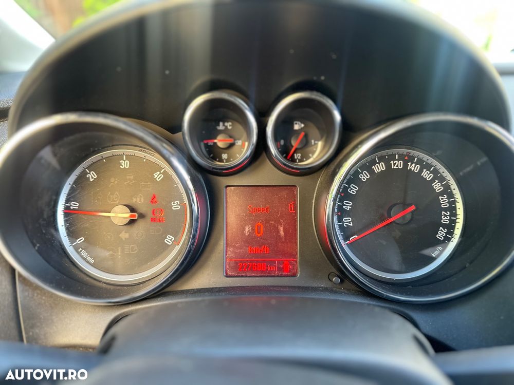Opel Astra 1.7 CDTI ECOTEC - 6