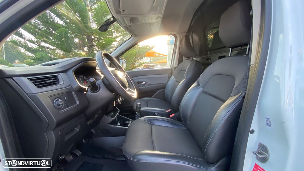 Renault Express 1.5 Blue dCi - 20