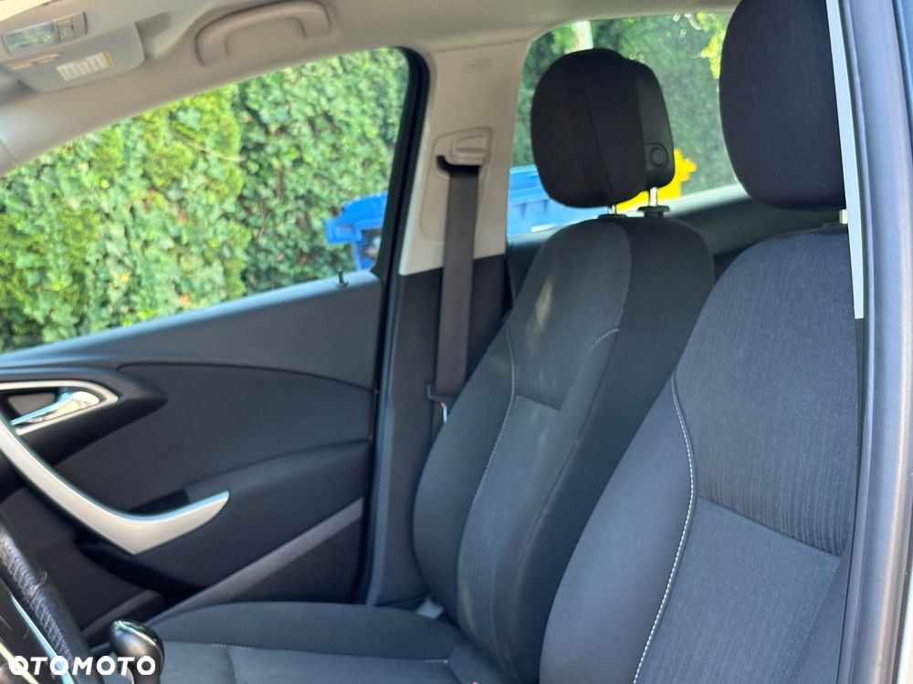 Opel Astra 1.4 Turbo Color Edition - 22