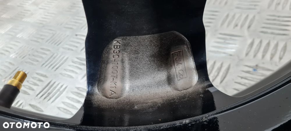 Ford Ranger IV Felgi Aluminiowe 17 6x139.7 - 24