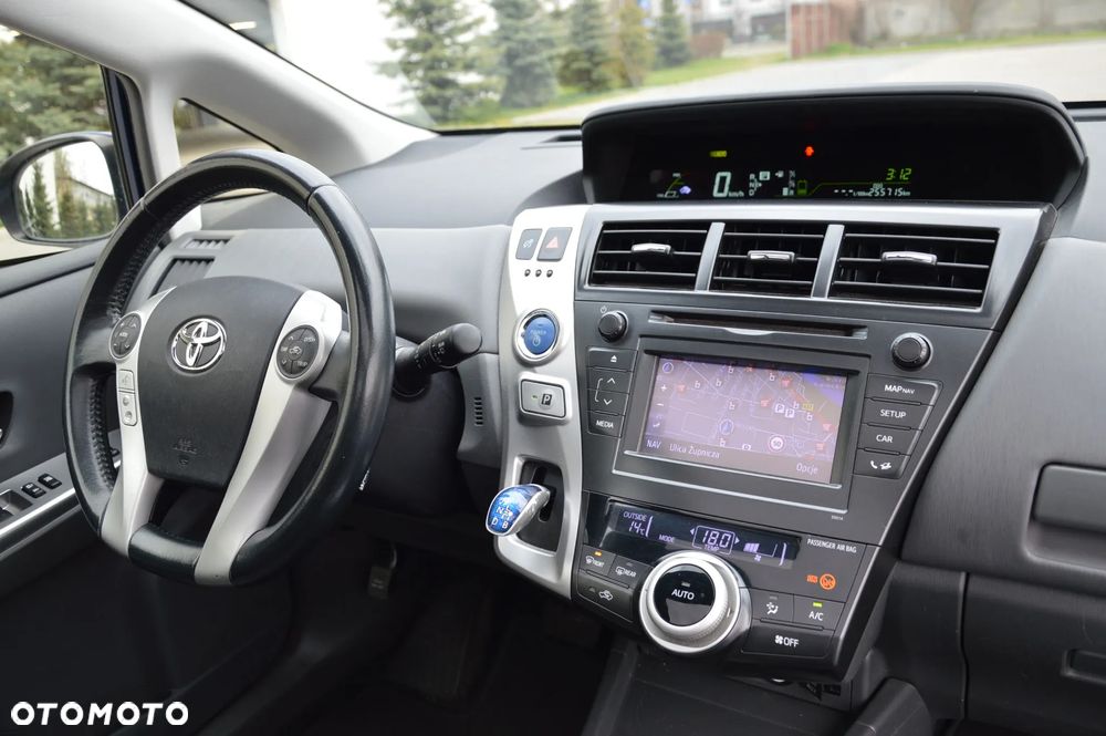 Toyota Prius+ 1.8 HSD Prestige - 11