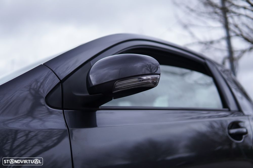 Toyota iQ 1.0 VVT-i 2 MultiDrive EP+NAVI+Bluetooth - 13