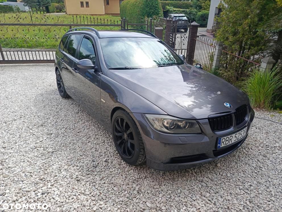 BMW Seria 3 320d DPF - 16