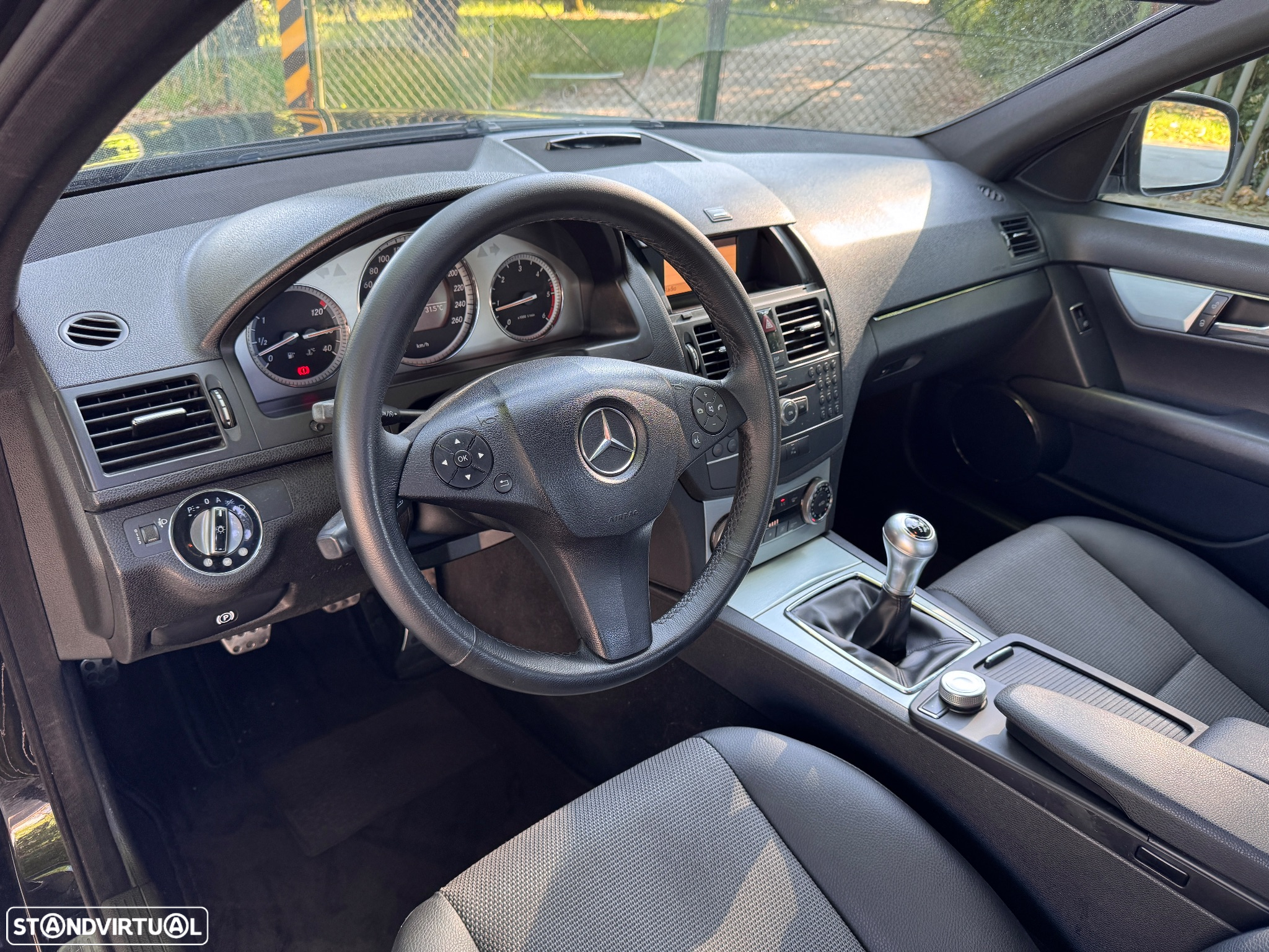 Mercedes-Benz C 220 CDi Avantgarde - 26