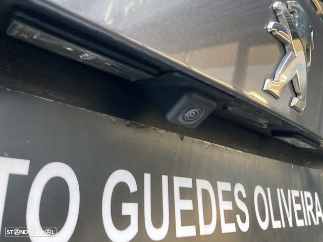 Peugeot 2008 1.2 PureTech GT Line - 13