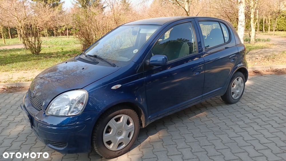 Toyota Yaris 1.3 Blue - 4